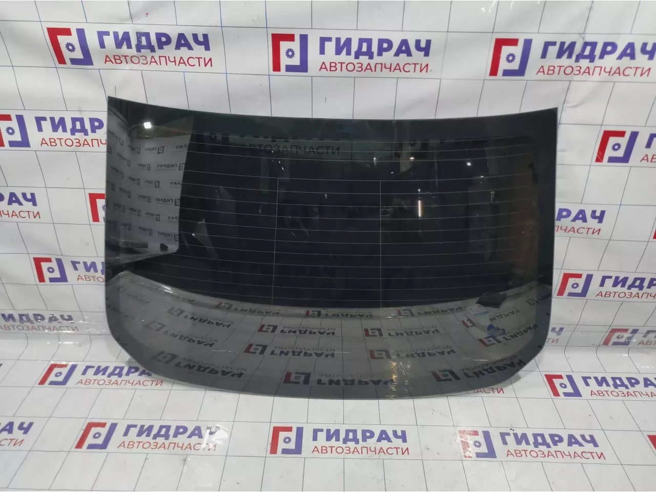 Стекло заднее Geely Emgrand EC 7 1068001141. С подогревом.